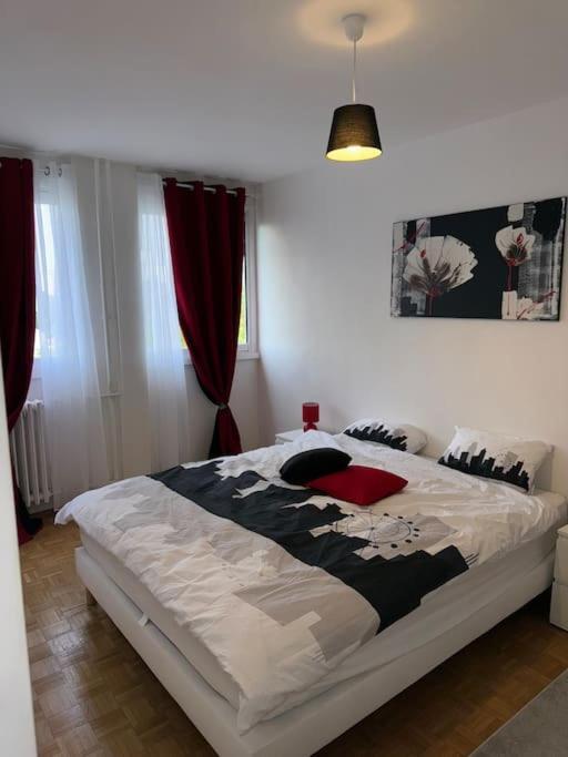 Charmant T2 A Maisons Alfort - Tout Meuble Neuf Exterior foto