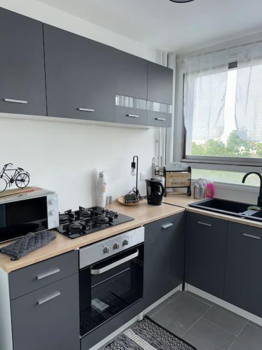 Charmant T2 A Maisons Alfort - Tout Meuble Neuf Exterior foto
